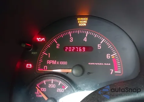 2001 Pontiac Grand Am Se1 z USA, uszkodzony, nr VIN 1G2NF52TX1M613704